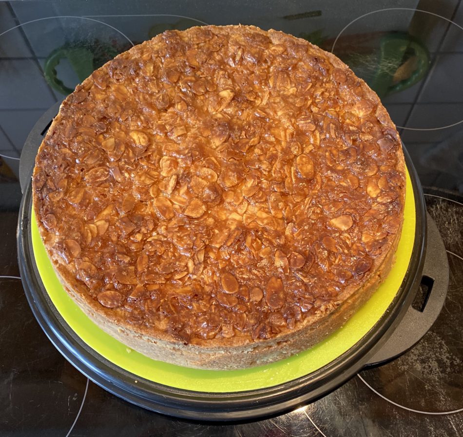 Apfelkuchen mit Mandelkruste