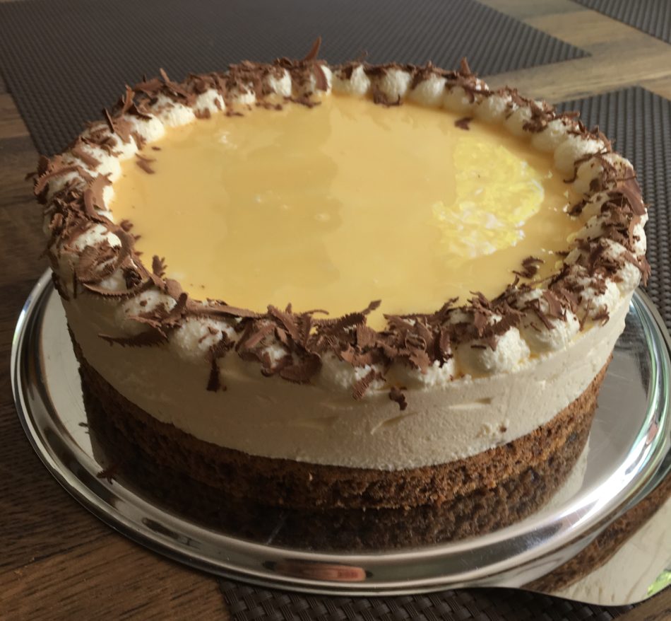 Eierlikör-Sahne-Torte